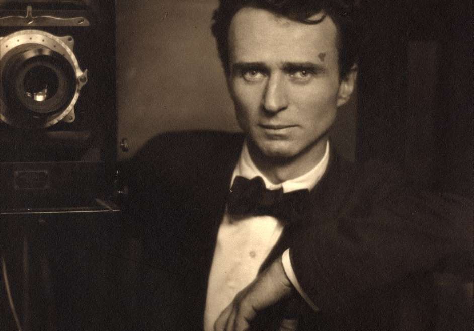 Edward Steichen, Autoportret z aparatem, fotografia, autoportret, sztuka XX w., niezła sztuka