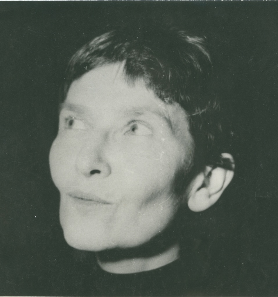 Portret artystki. Archiwum rodziny artystki, fotografia, czerń-biel, portret, kobieta, sztuka polska, sztuka XX w., niezła sztuka