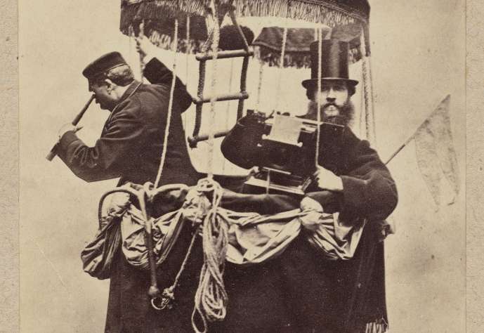 Konrad Brandel, Autoportret fotografa z nieokreślonym mężczyzną w gondoli balonu, fotografia, autoportrret, sztuka XIX w., niezła sztuka